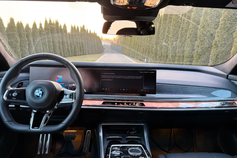 BMW M760 din 2024 cu 14.000 km - oferta BMW116470 - foto 9