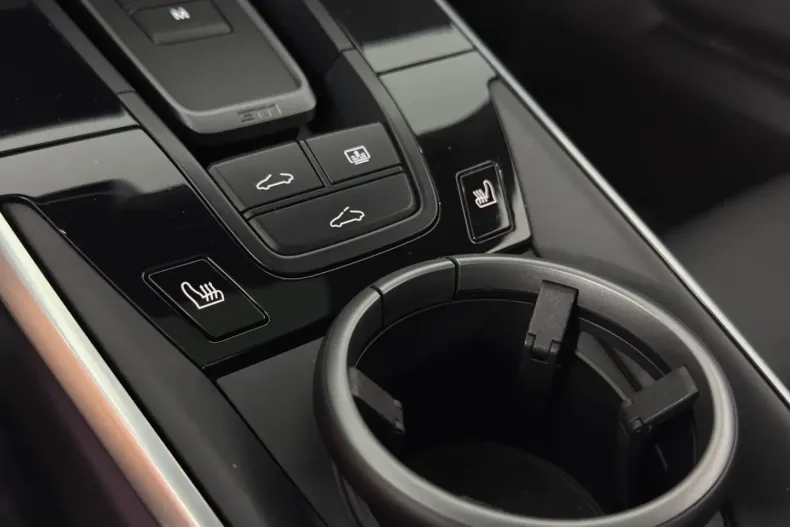 Porsche 992 din 2024 cu 12.802 km - oferta POR116471 - foto 19