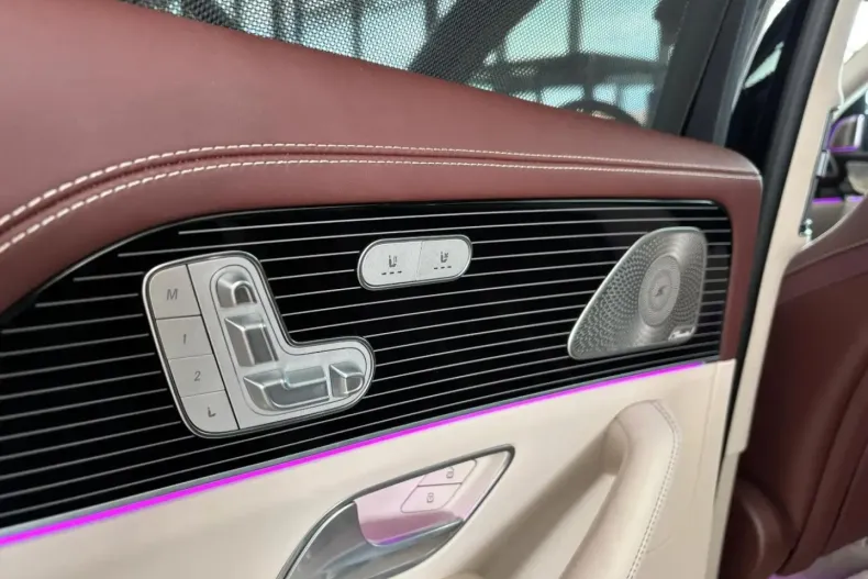 Mercedes-Benz GLS 600 din 2024 cu 13.000 km - oferta MER116475 - foto 7