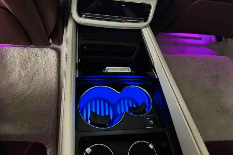 Mercedes-Benz GLS 600 din 2024 cu 13.000 km - oferta MER116475 - foto 14