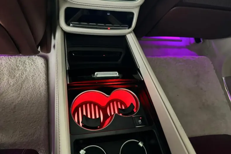 Mercedes-Benz GLS 600 din 2024 cu 13.000 km - oferta MER116475 - foto 15