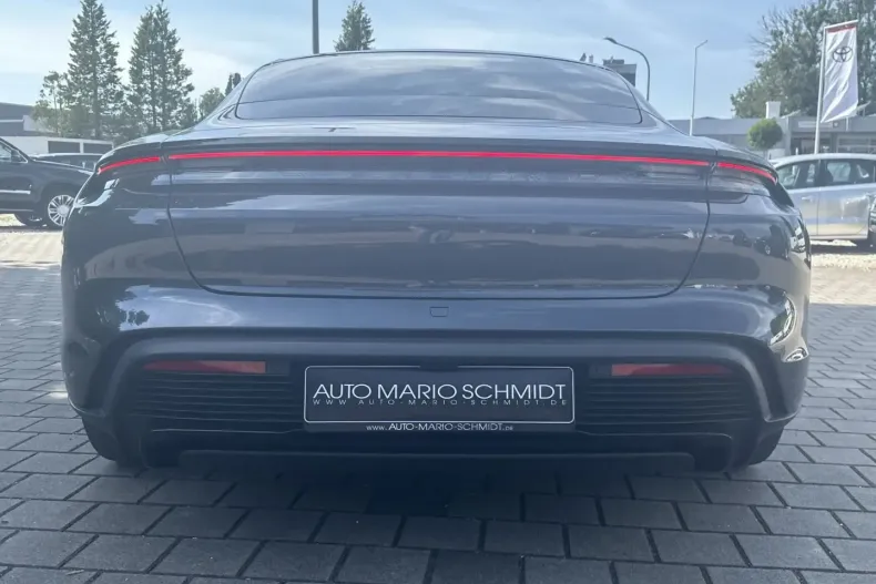 Porsche Taycan din 2022 cu 49.850 km - oferta POR116478 - foto 5