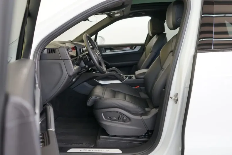 Porsche Cayenne din 2024 cu 52.500 km - oferta POR116484 - foto 19