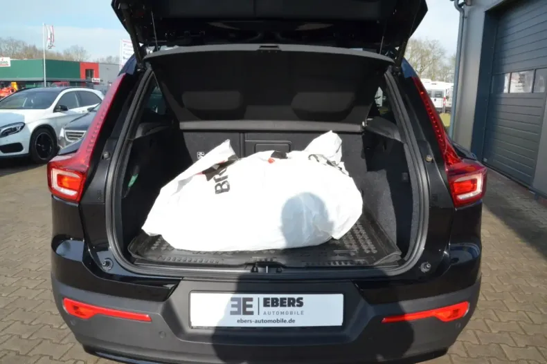 Volvo XC40 din 2024 cu 15.000 km - oferta VOL116489 - foto 8