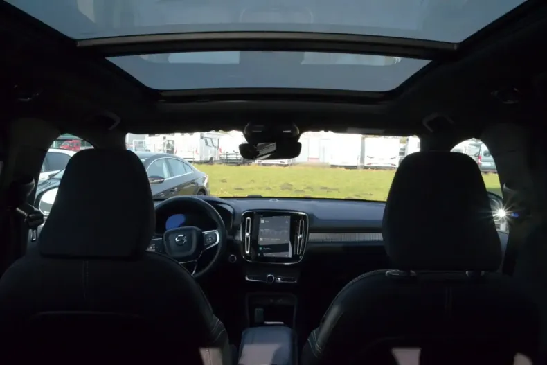 Volvo XC40 din 2024 cu 15.000 km - oferta VOL116489 - foto 10