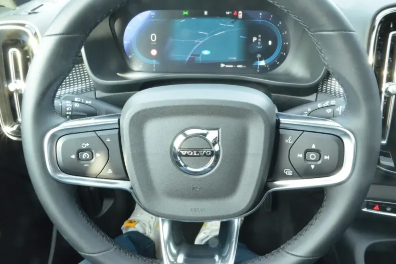 Volvo XC40 din 2024 cu 15.000 km - oferta VOL116489 - foto 17