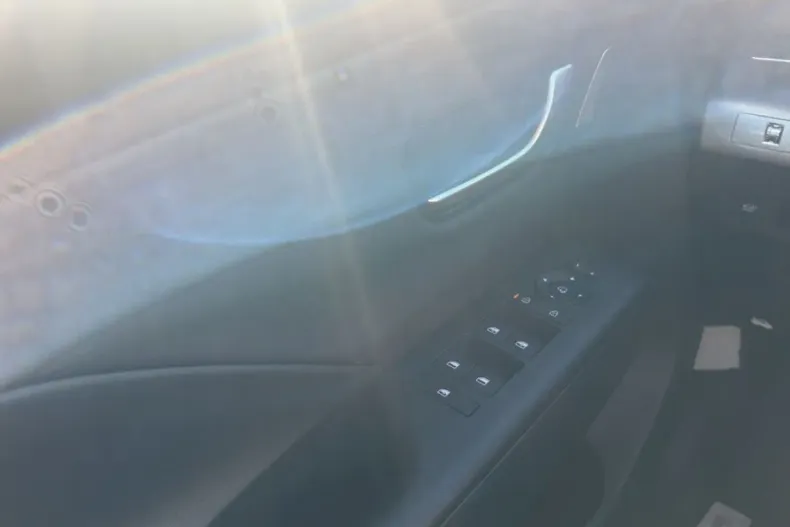 Hyundai KONA din 2024 cu 4.360 km - oferta HYU116496 - foto 14