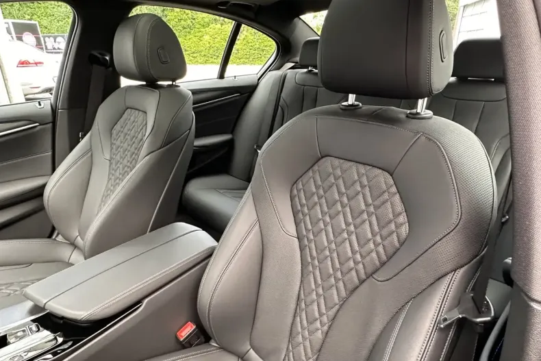 BMW 545 din 2022 cu 15.500 km - oferta BMW116502 - foto 24