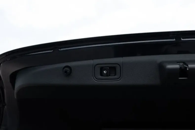 Mercedes-Benz E 450 din 2023 cu 23.670 km - oferta MER116509 - foto 9