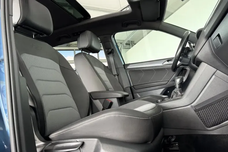 Volkswagen Tiguan Allspace din 2021 cu 75.200 km - oferta VOL116513 - foto 19