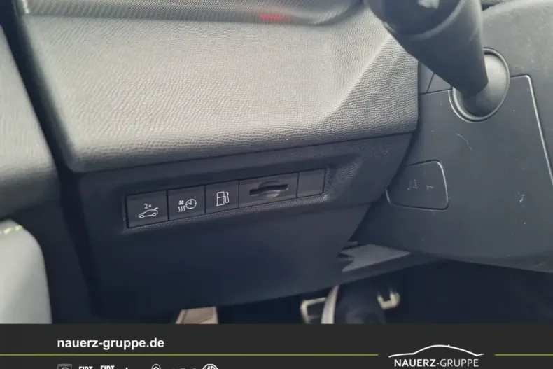 Peugeot 408 din 2023 cu 60.100 km - oferta PEU116520 - foto 17