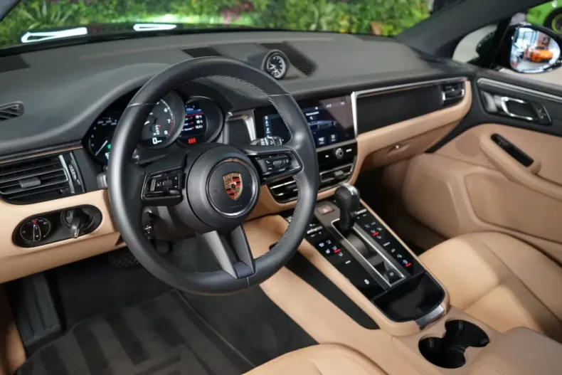 Porsche Macan din 2023 cu 15.800 km - oferta POR116521 - foto 9