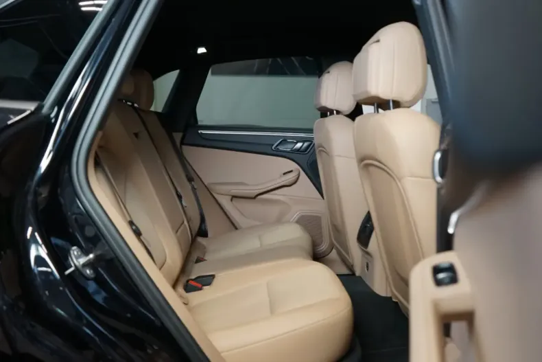 Porsche Macan din 2023 cu 15.800 km - oferta POR116521 - foto 13