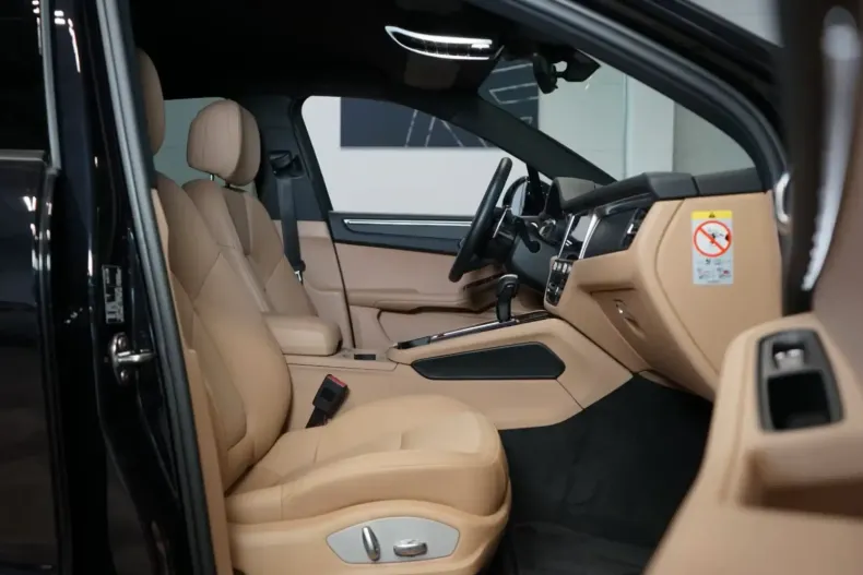 Porsche Macan din 2023 cu 15.800 km - oferta POR116521 - foto 14