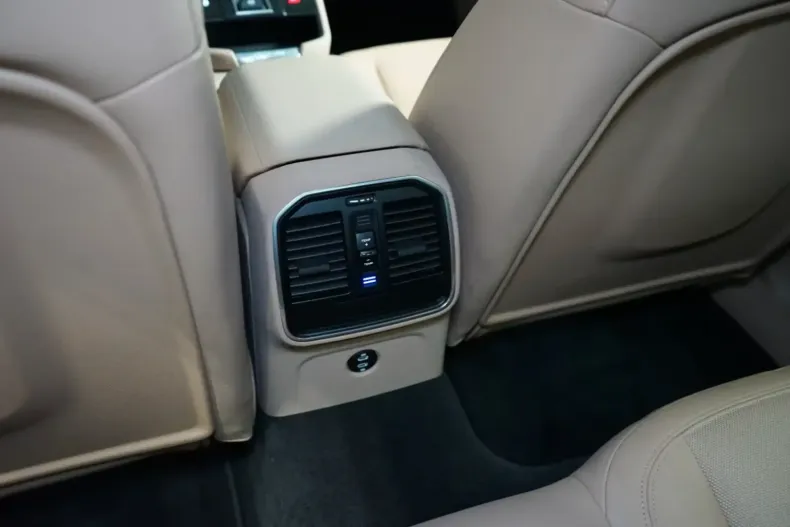 Porsche Macan din 2023 cu 15.800 km - oferta POR116521 - foto 22