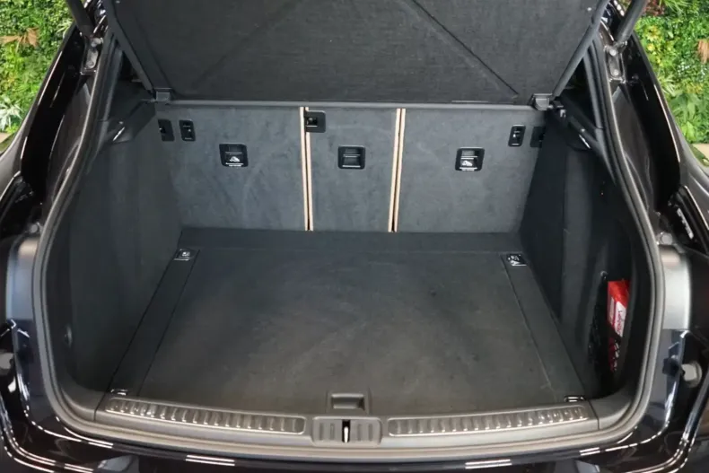 Porsche Macan din 2023 cu 15.800 km - oferta POR116521 - foto 24