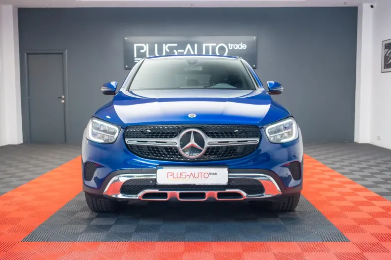 Mercedes-Benz GLC 220 din 2020 cu 65.000 km - oferta MER116526 - foto 2