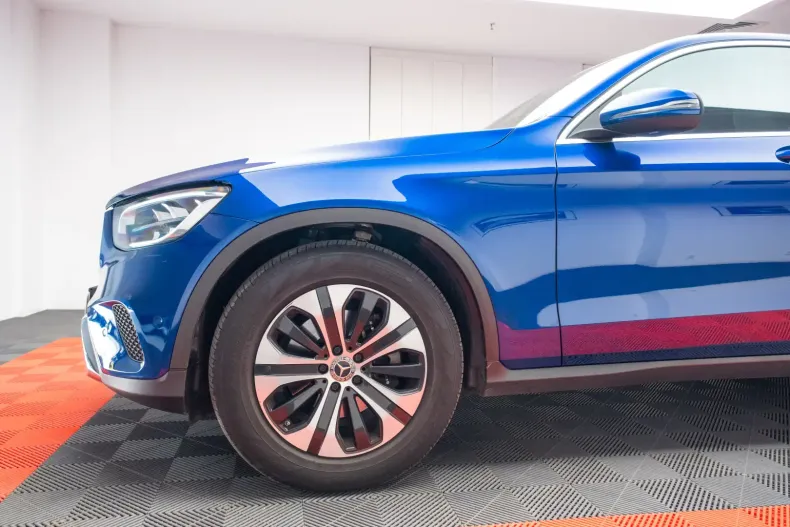 Mercedes-Benz GLC 220 din 2020 cu 65.000 km - oferta MER116526 - foto 4