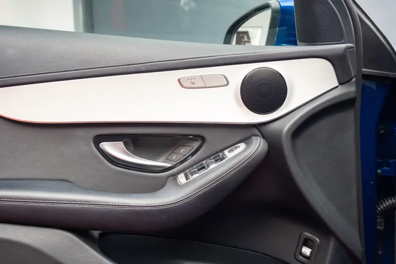 Mercedes-Benz GLC 220 din 2020 cu 65.000 km - oferta MER116526 - foto 16