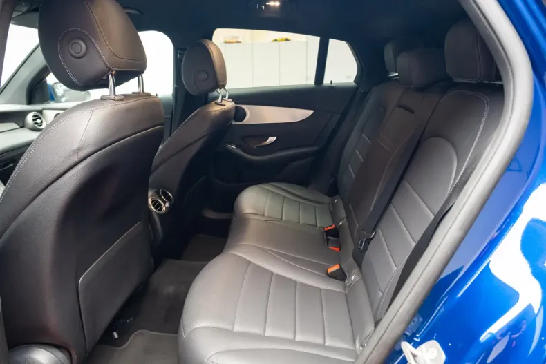 Mercedes-Benz GLC 220 din 2020 cu 65.000 km - oferta MER116526 - foto 24