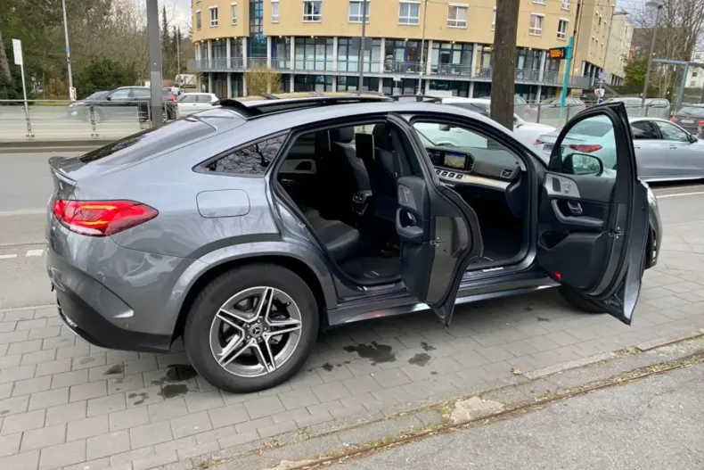 Mercedes-Benz GLE 350 din 2021 cu 33.950 km - oferta MER116543 - foto 5