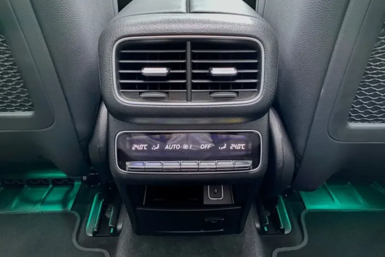 Mercedes-Benz GLE 350 din 2021 cu 33.950 km - oferta MER116543 - foto 9