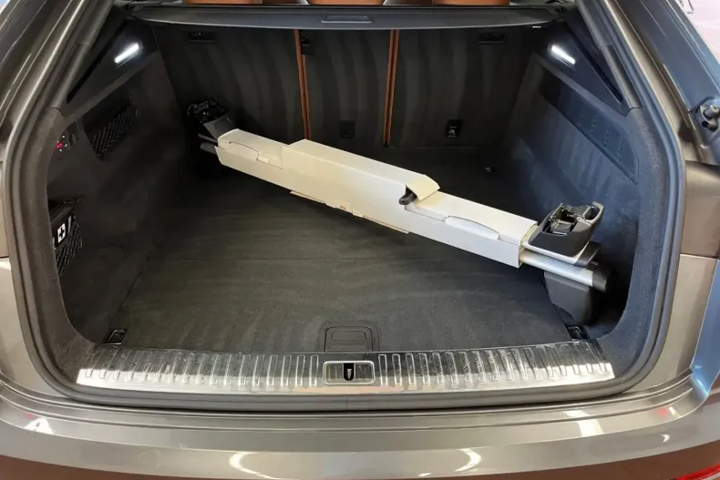 Audi Q8 din 2022 cu 72.329 km - oferta AUD116569 - foto 8