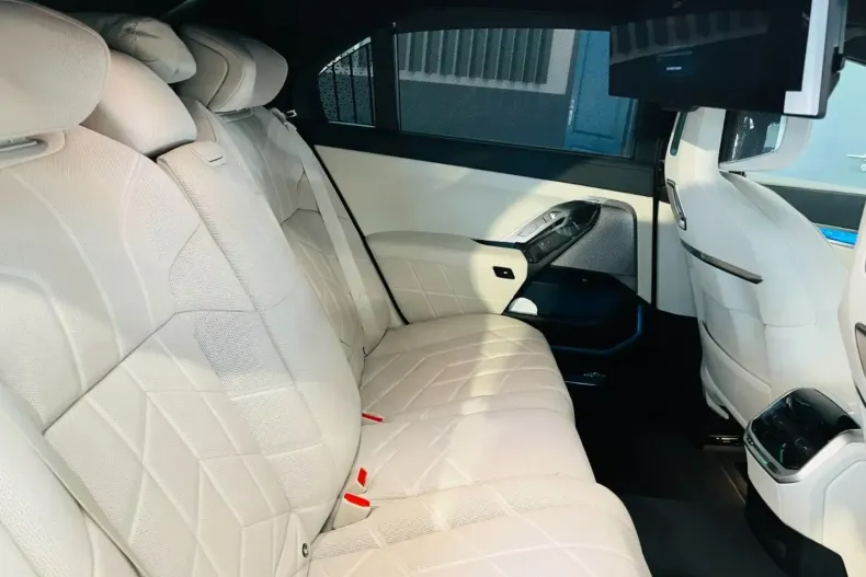 BMW M760 din 2024 cu 45.000 km - oferta BMW116589 - foto 14