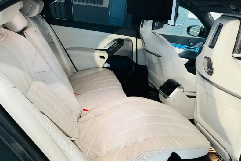 BMW M760 din 2024 cu 45.000 km - oferta BMW116589 - foto 15