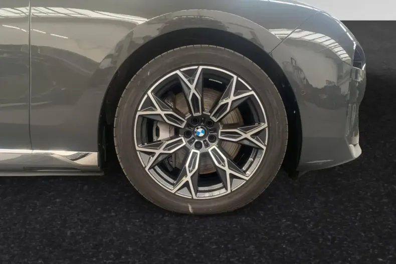 BMW 750 din 2024 cu 37.670 km - oferta BMW116616 - foto 6