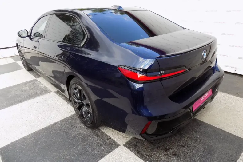 BMW 750 din 2023 cu 67.754 km - oferta BMW116620 - foto 3