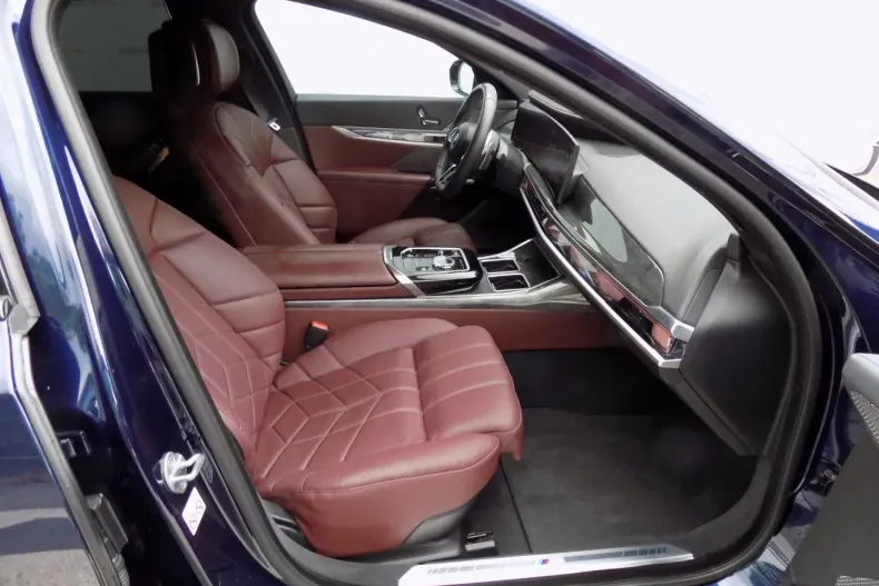 BMW 750 din 2023 cu 67.754 km - oferta BMW116620 - foto 15