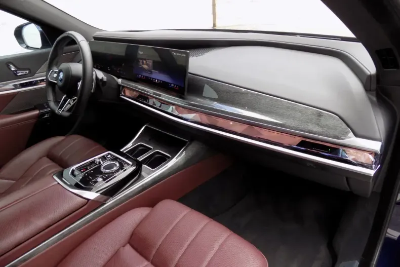 BMW 750 din 2023 cu 67.754 km - oferta BMW116620 - foto 16