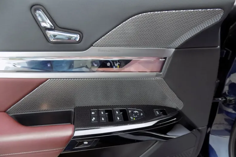 BMW 750 din 2023 cu 67.754 km - oferta BMW116620 - foto 23