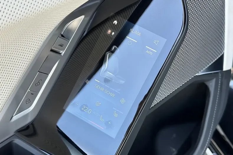 BMW 750 din 2023 cu 23.560 km - oferta BMW116621 - foto 19