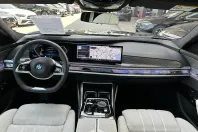 BMW 750 din 2023 cu 23.560 km - oferta BMW116621 - foto 25