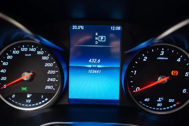 Mercedes-Benz GLC 400 din 2020 cu 105.000 km - oferta MER116626 - foto 21