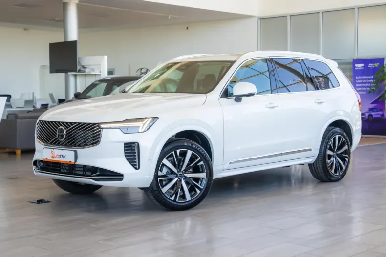 Volvo XC40 din 2025 cu 50 km - oferta VOL116629 - foto 3