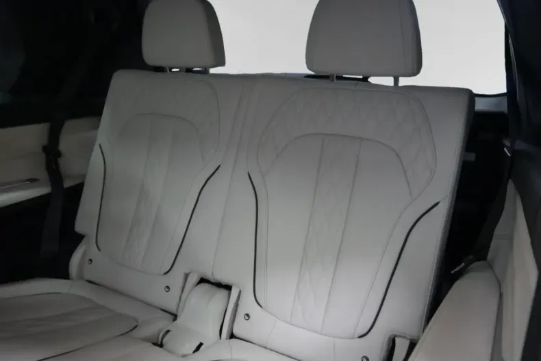 BMW X7 M60 din 2024 cu 25.284 km - oferta BMW116633 - foto 7