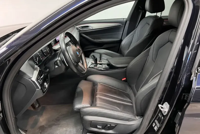 BMW 530 din 2021 cu 77.000 km - oferta BMW116636 - foto 12