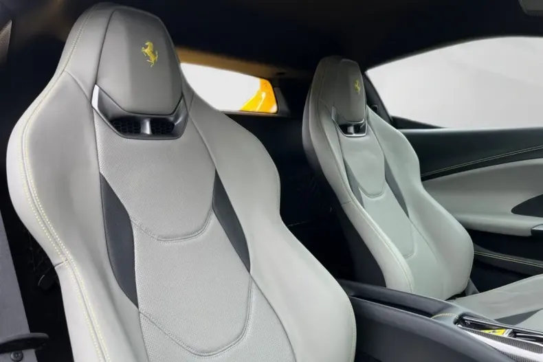 Ferrari 296 GTB din 2023 cu 2.150 km - oferta FER116649 - foto 7