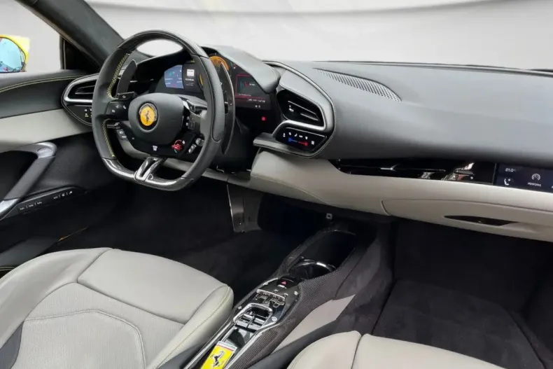 Ferrari 296 GTB din 2023 cu 2.150 km - oferta FER116649 - foto 8