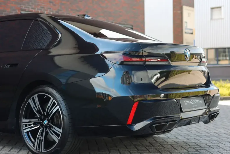 BMW M760 din 2023 cu 33.057 km - oferta BMW116650 - foto 6