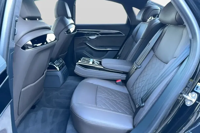 Audi S8 din 2021 cu 56.265 km - oferta AUD116657 - foto 11