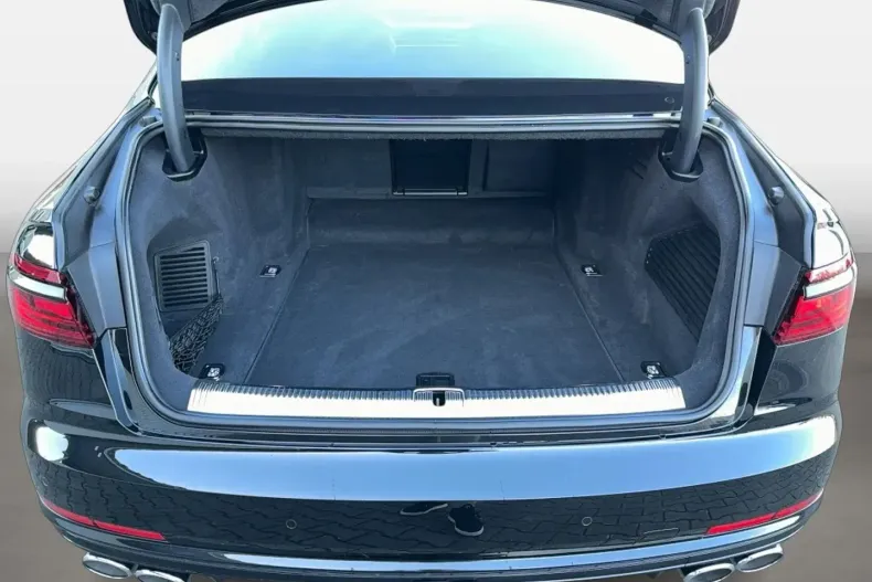 Audi S8 din 2021 cu 56.265 km - oferta AUD116657 - foto 12