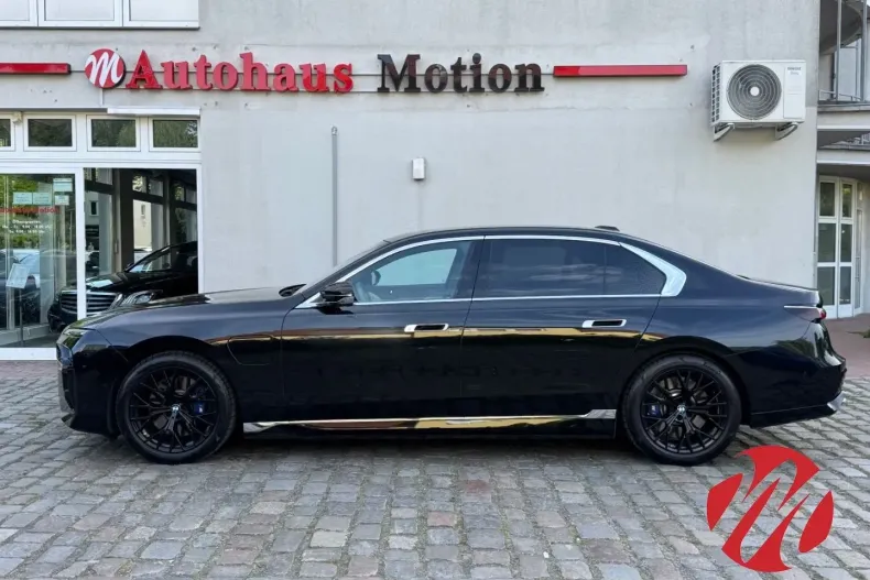 BMW M760 din 2023 cu 63.500 km - oferta BMW116662 - foto 7