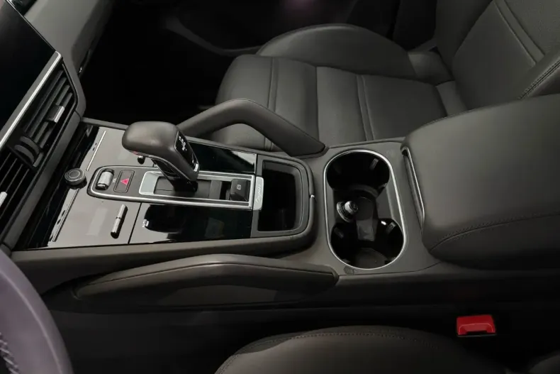 Porsche Cayenne din 2022 cu 39.000 km - oferta POR116674 - foto 20