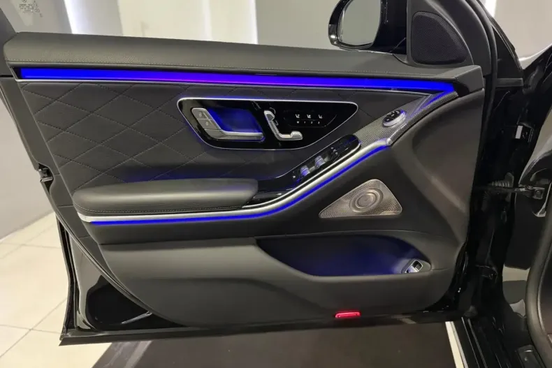 Mercedes-Benz S 500 din 2023 cu 17.862 km - oferta MER116682 - foto 10