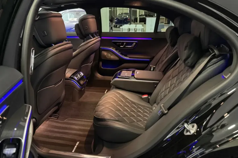 Mercedes-Benz S 500 din 2023 cu 17.862 km - oferta MER116682 - foto 24