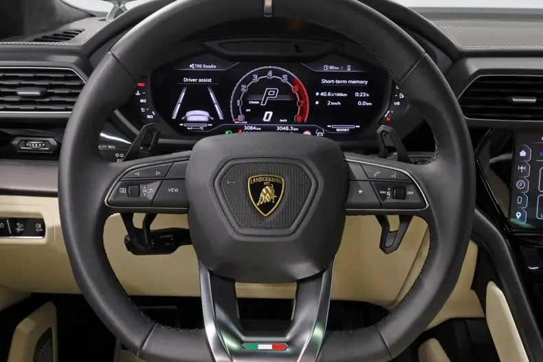 Lamborghini Urus din 2023 cu 5.650 km - oferta LAM116683 - foto 17